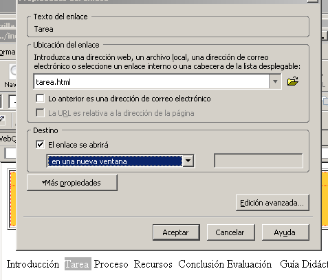 Se ve la caja de texto donde se indica la dirección web a la que enlazará la palabra cuyo texto hemos seleccionado: la palabra "Tarea" se enlaza con el archivo "tarea.html"